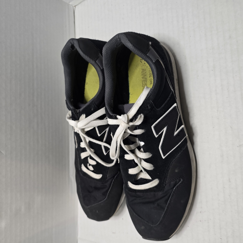 New Balance Black and White‎ Sneakers Suede Mesh Design